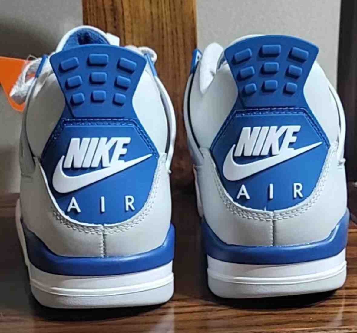 Nike, Air Jordan 4 Military Blue, Air Jordan 4 - Air Jordan 4 "軍藍 "將於 2024 年 4 月回歸