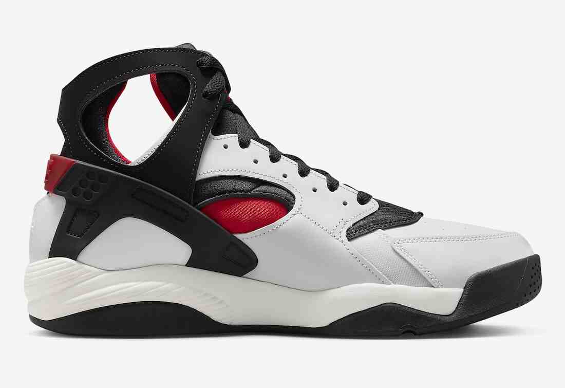 Nike Air Flight Huarache, Nike - 耐克 Air Flight Huarache "光粉 "現已上市