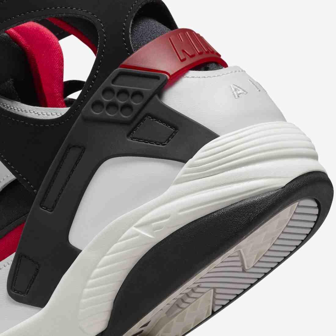 Nike Air Flight Huarache, Nike - 耐克 Air Flight Huarache "光粉 "現已上市