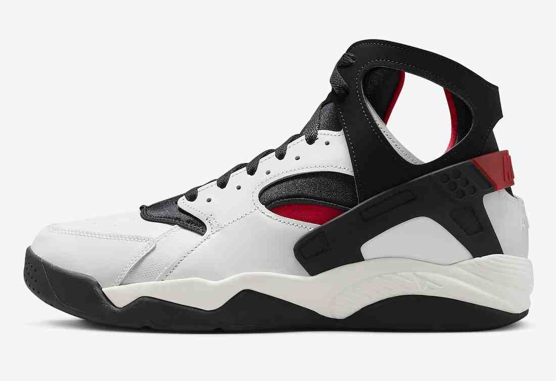 Nike Air Flight Huarache, Nike - 耐克 Air Flight Huarache "光粉 "現已上市