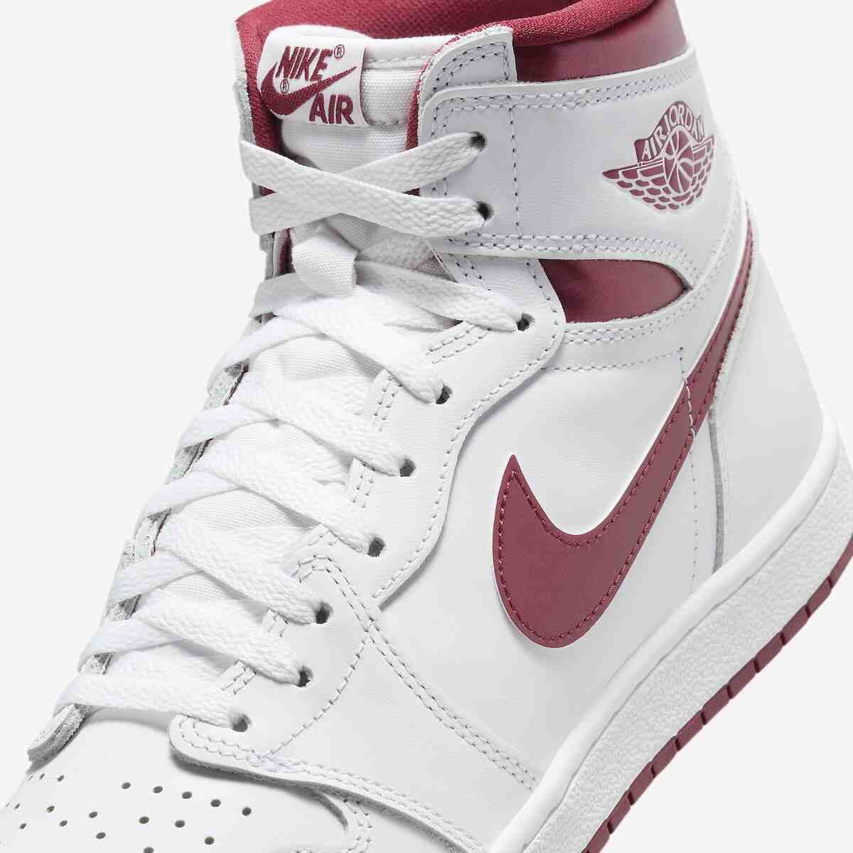 Air Jordan 1 High 85 "金屬勃艮第紅 "將於 2024 年 2 月回歸 Nike, Air Jordan 1 Metallic Burgundy, Air Jordan 1 - Air Jordan 1 High 85 "金屬勃艮第紅 "將於 2024 年 2 月回歸