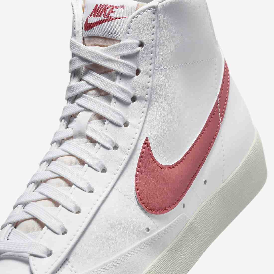 Nike Blazer Mid, Nike Blazer, Nike - 耐克 Blazer Mid '77 女裝 "白色/紅色星塵 "款到貨