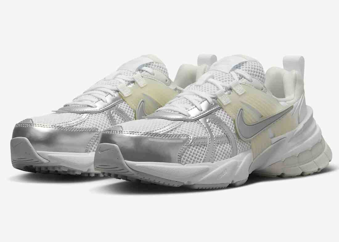 耐克 V2K Run "金屬銀 "2024 年春季發佈 Nike V2K Run, Nike Runtekk, Nike - 耐克 V2K Run "金屬銀 "2024 年春季發佈