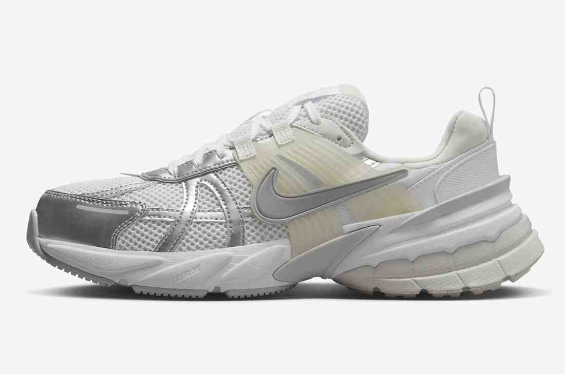 耐克 V2K Run "金屬銀 "2024 年春季發佈 Nike V2K Run, Nike Runtekk, Nike - 耐克 V2K Run "金屬銀 "2024 年春季發佈