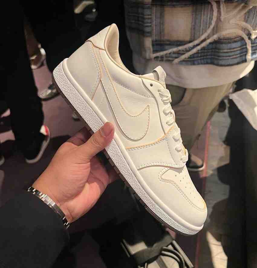 Air Jordan 1 Low '85 Wings "Summit White" 2024 年春季發佈 Air Jordan 1 Wings, Air Jordan 1 Low, Air Jordan 1 - Air Jordan 1 Low '85 Wings "Summit White" 2024 年春季發佈