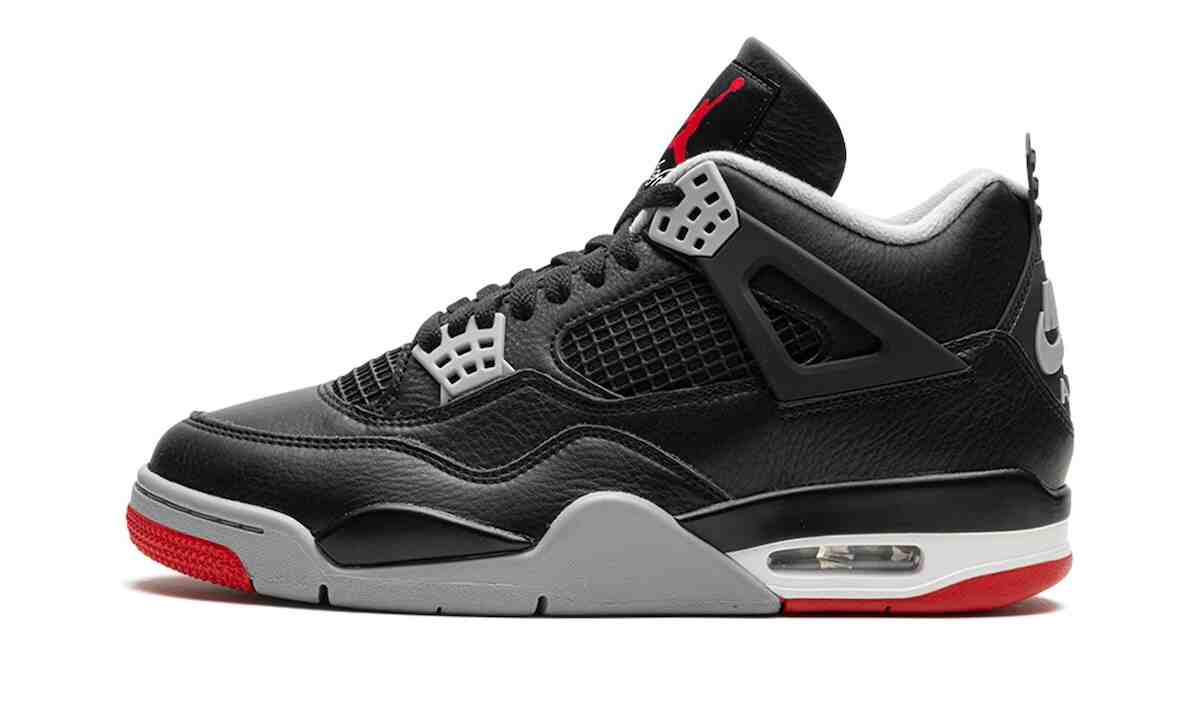 Community Poll, Air Jordan 4 Bred, Air Jordan 4, Air Jordan - 更好的 Air Jordan 4 "Bred "發佈："牛皮 "還是 "皮革"