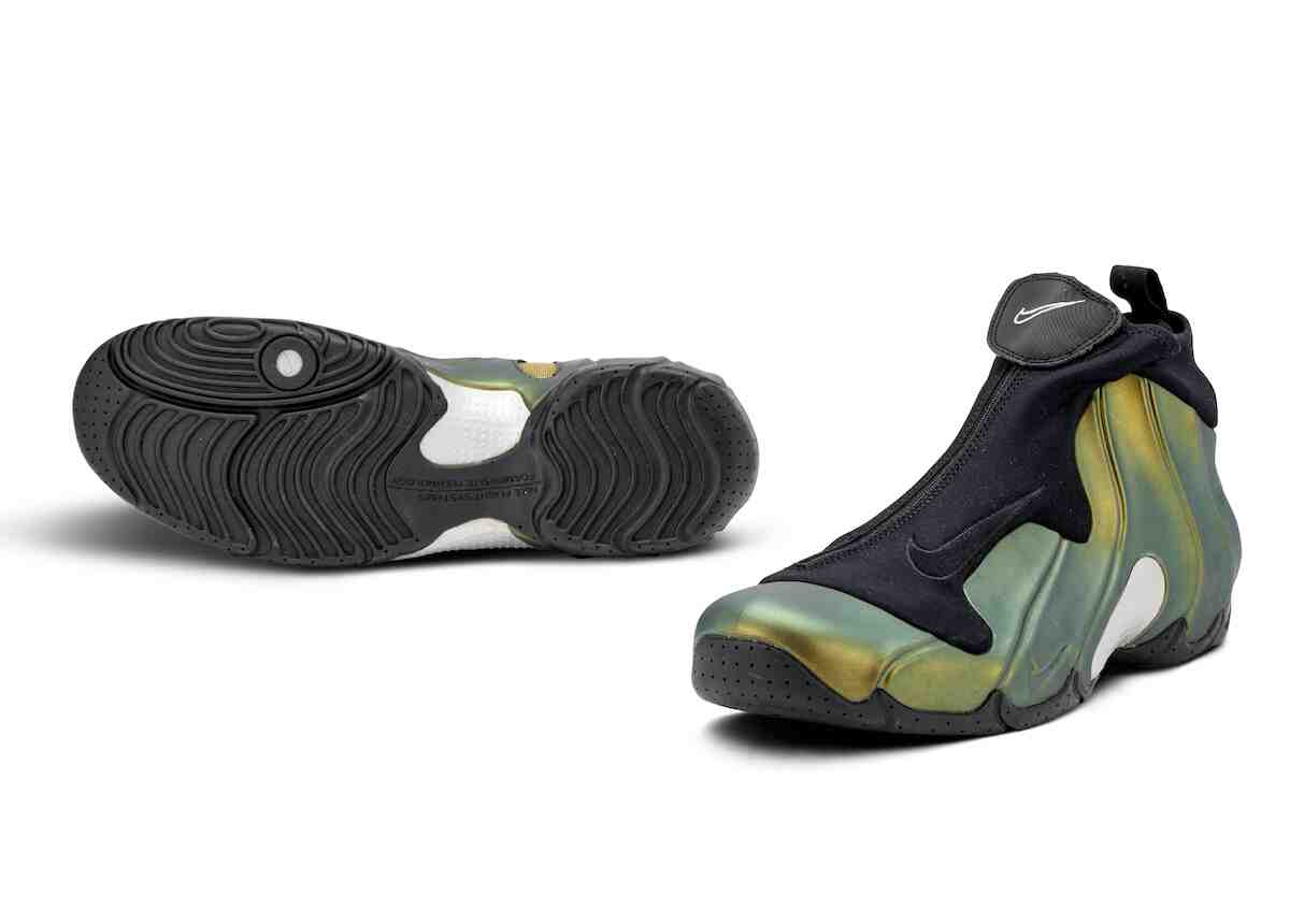 Nike Air Flightposite, Nike - 耐克 Air Flightposite "金屬金 "2024 年假日回歸