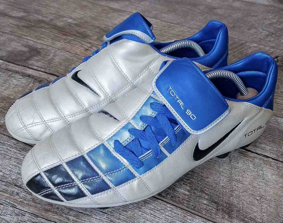 耐克 Air Zoom Total 90 II FG 足球 耐克 Air Zoom Total 90 II FG 足球