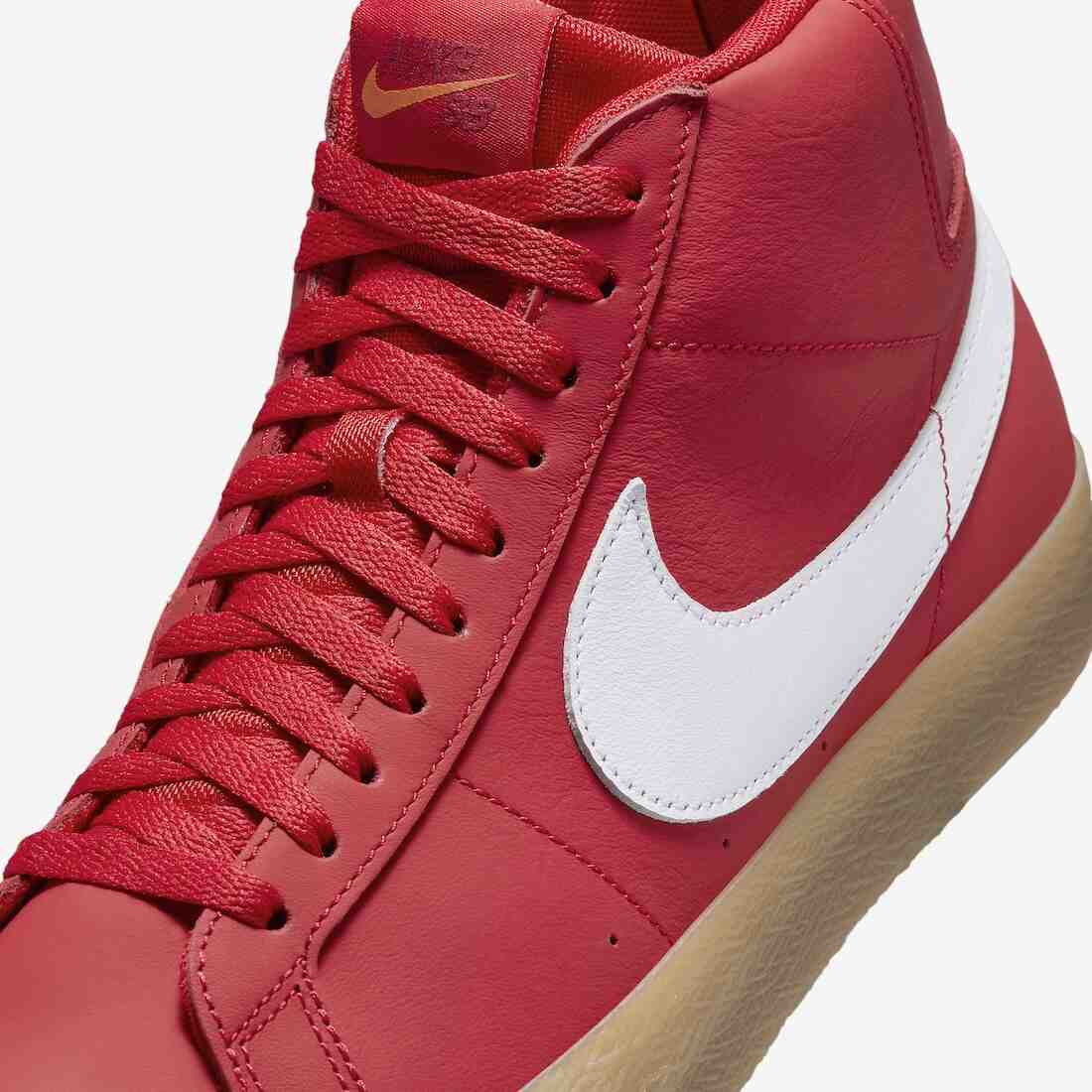 Nike SB Blazer Mid, Nike SB Blazer, Nike - 耐克 SB Blazer Mid 橙色標簽 "紅膠 "2024 年春季發佈