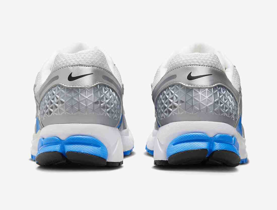 Nike Zoom Vomero 5, Nike - 耐克 Zoom Vomero 5 "金屬銀/照片藍 "2024 年春季發佈