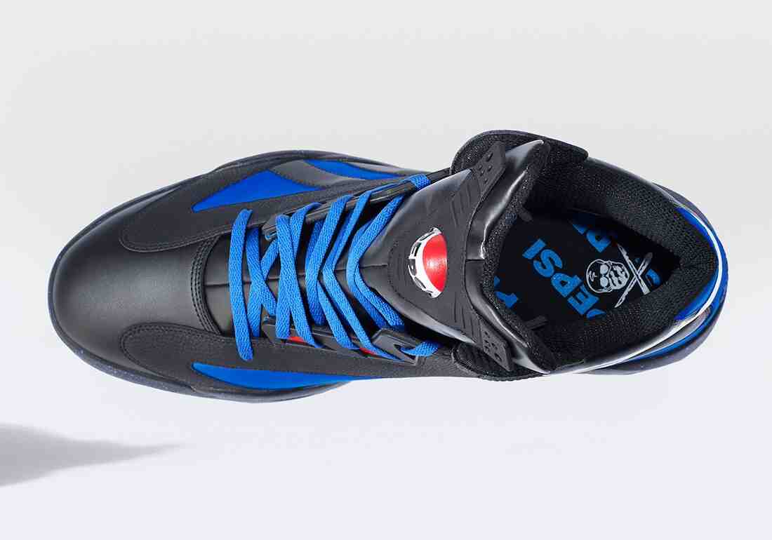 Reebok Shaq Attaq, Reebok - 隱藏百事可樂罐的銳步 Shaq Attaq 定製鞋