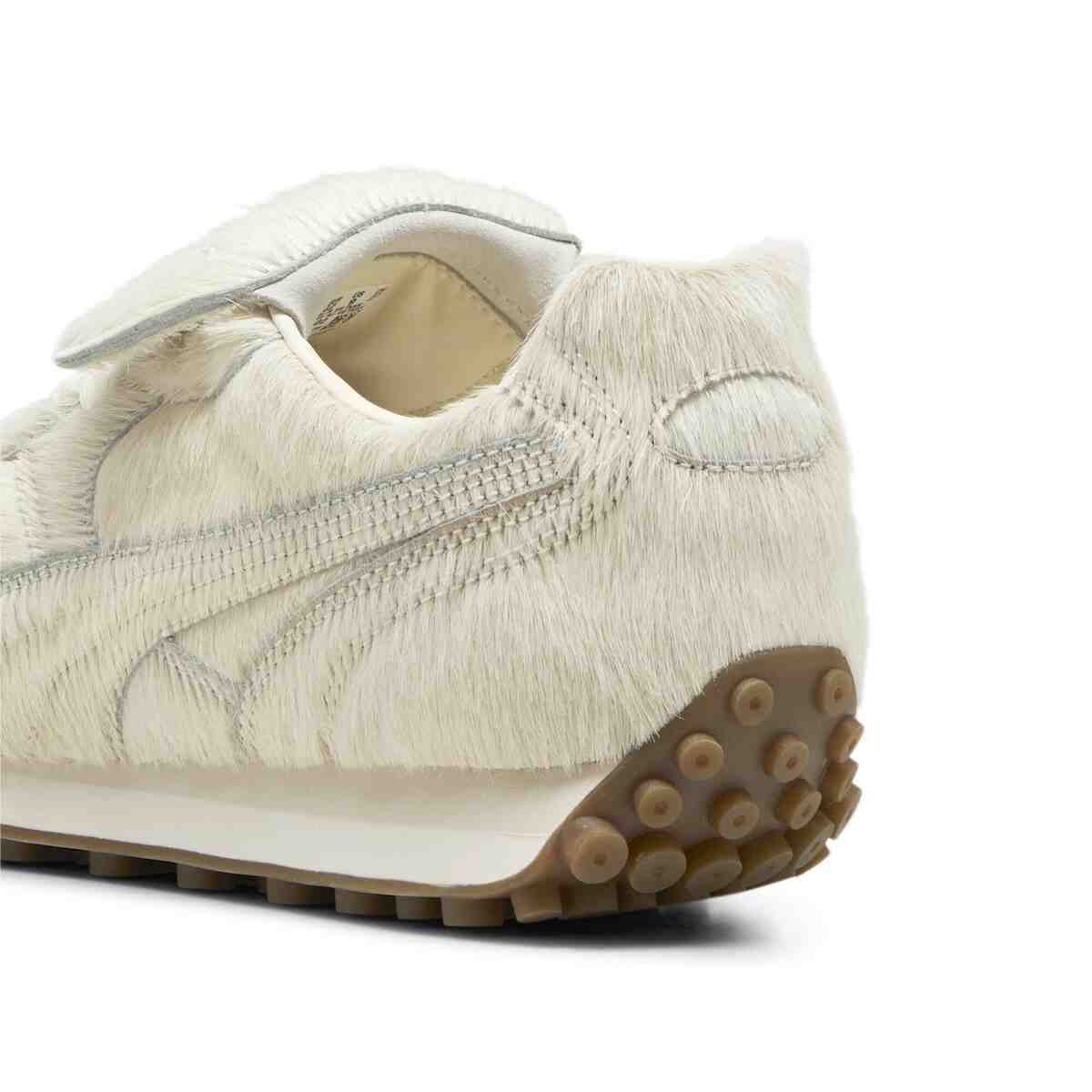 蕾哈娜的 FENTY x PUMA Avanti "馬尾 "套裝將於 2024 年 2 月發售 Rihanna x PUMA Fenty, PUMA Fenty, Puma - 蕾哈娜的 FENTY x PUMA Avanti "馬尾 "套裝將於 2024 年 2 月發售
