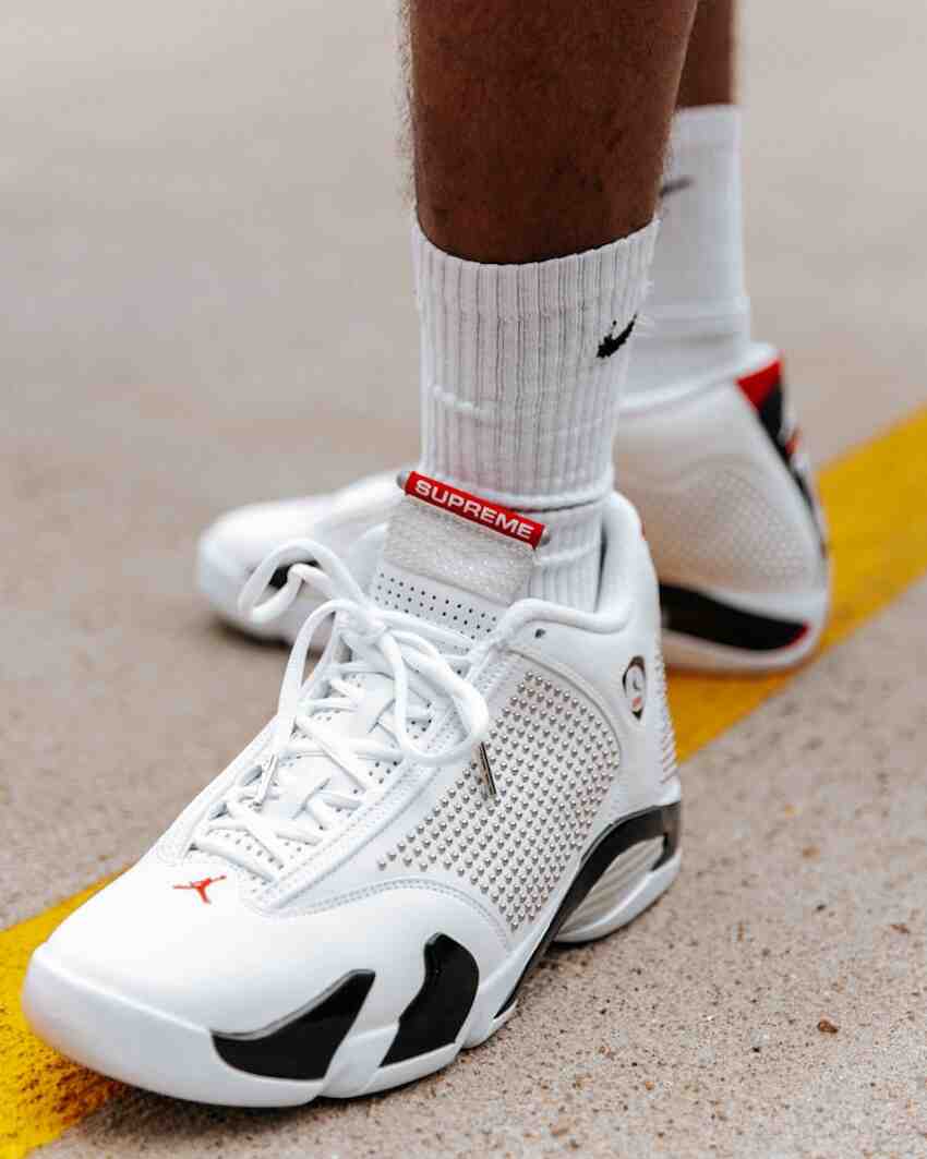 Supreme x Air Jordan 14, Supreme, Sneaker Talk, Air Jordan 14, Air Jordan 1 - 球鞋話題：Supreme x Air Jordan 14 "白色