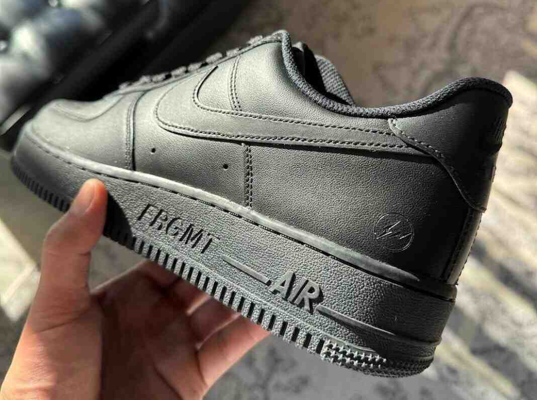 Nike Air Force 1 Low, Nike Air Force 1, fragment design - Fragment Design x Nike Air Force 1 Low "黑色 "將於 2024 年發佈