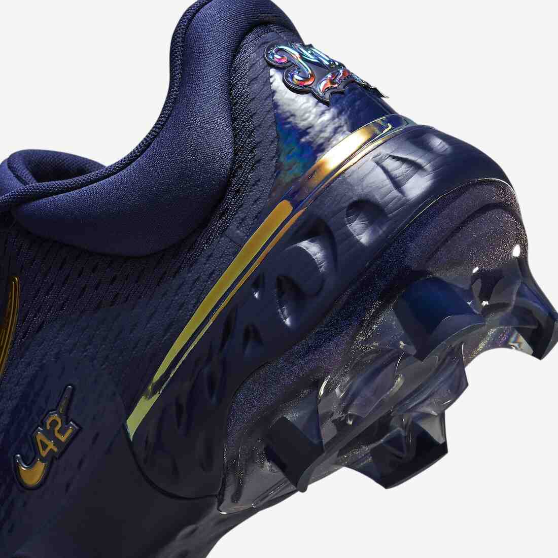 耐克 Alpha Huarache Elite 4 低版 "傑基-羅賓遜 "2024 年 4 月發佈 Nike Alpha Huarache Elite 4 Low, Nike - 耐克 Alpha Huarache Elite 4 低版 "傑基-羅賓遜 "2024 年 4 月發佈