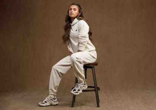 New Balance FuelCell Rebel v4, New Balance 9060, New Balance - Sydney McLaughlin-Levrone x New Balance 系列將於 2024 年 3 月發佈