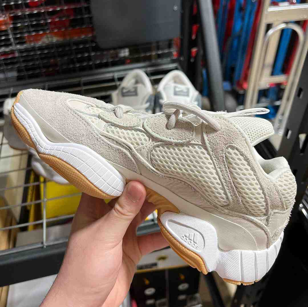 YEEZY, adidas Yeezy 500, adidas Yeezy, adidas - 阿迪達斯 Yeezy 500 "Stone Taupe" 2024 年 3 月發佈