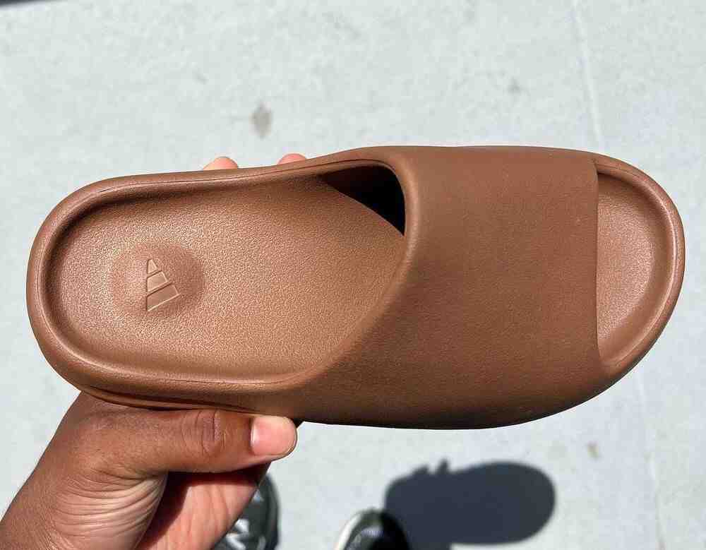 adidas Yeezy Slide Flax FZ5896 Release Date