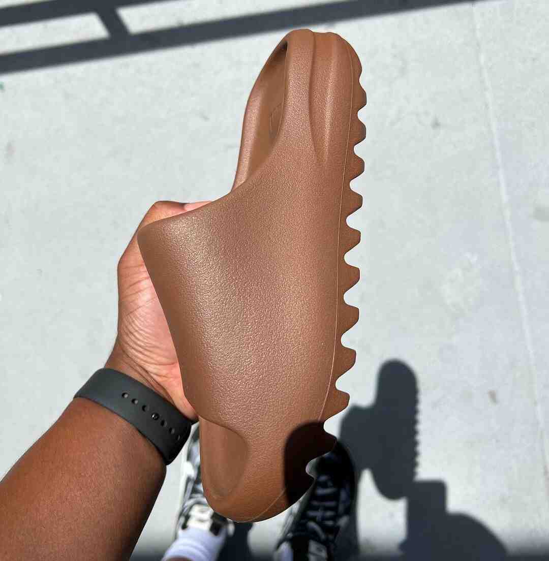 adidas Yeezy Slide Flax FZ5896 Release Date