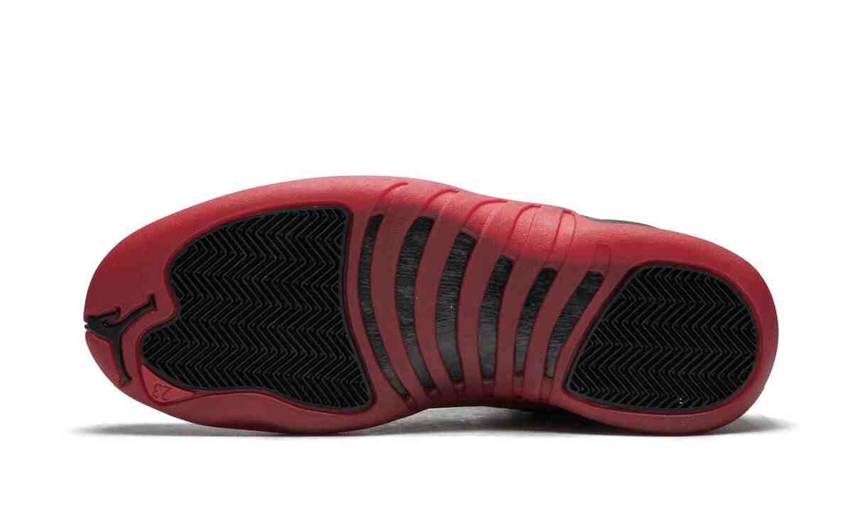 Sneaker Talk, Air Jordan 12 Flu Game, Air Jordan 12, Air Jordan 1, Air Jordan - Air Jordan 12 Flu Game：運動鞋史上的歷史性標志
