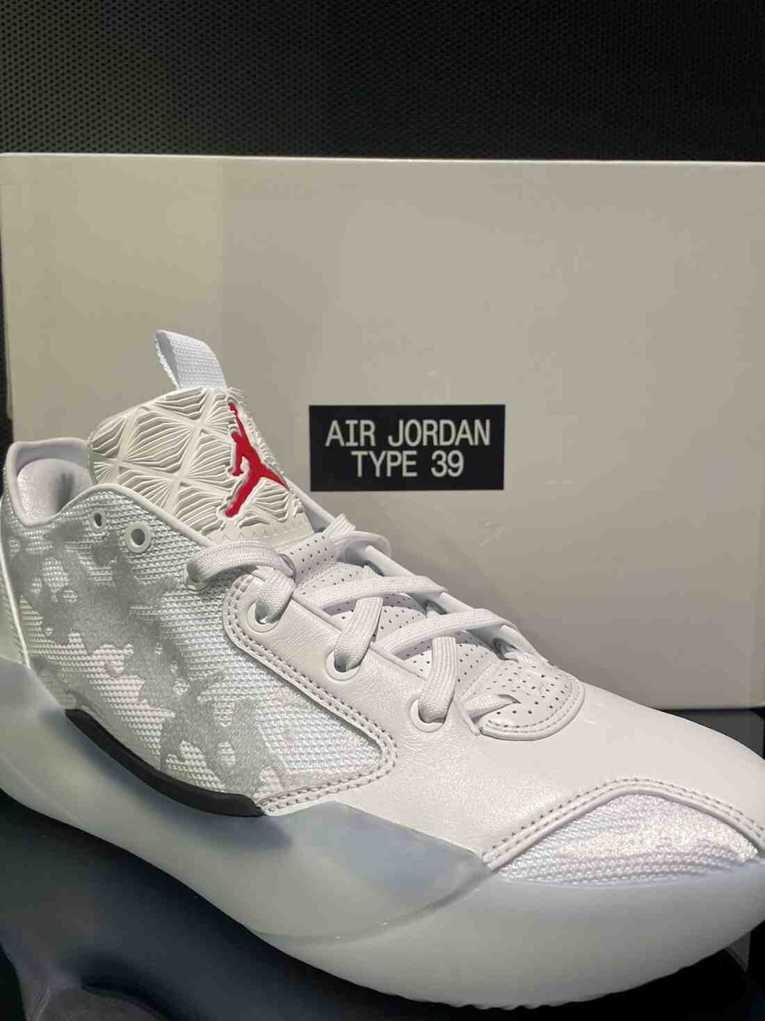 Jordan Brand, Air Jordan 39, Air Jordan 3, Air Jordan - 喬丹品牌正式發佈 Air Jordan 39
