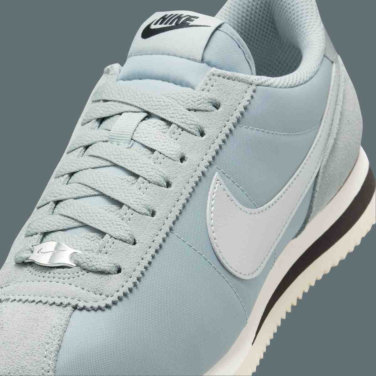 Nike Cortez, Nike - 耐克 Cortez "淺黃褐色/金屬銀 "2024 年夏季發佈