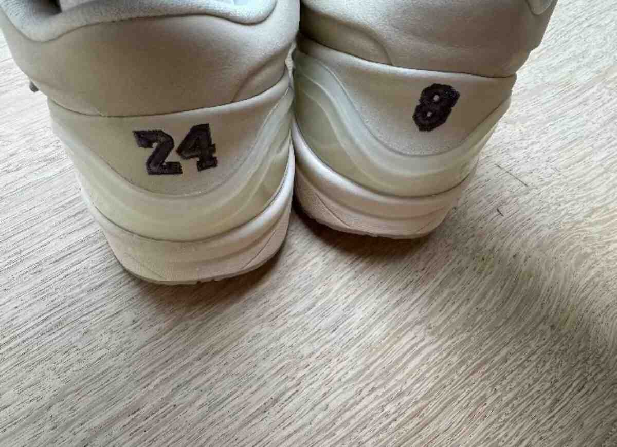 Nike Kobe 4 Protro, Nike Kobe 4, Nike - 凡妮莎-布萊恩特預告耐克科比 4 Protro "工作尚未完成"