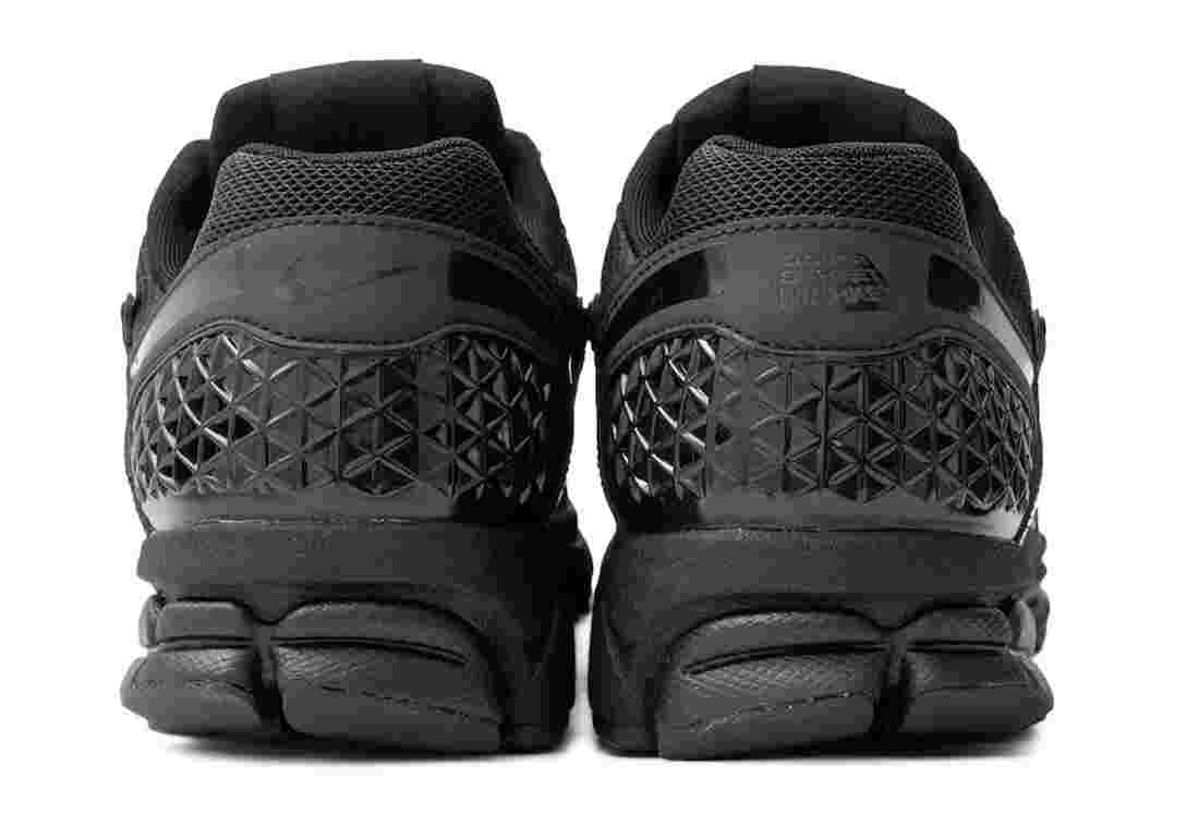 Nike Zoom Vomero 5, Nike, Dover Street Market - 多佛街市場 x Nike Zoom Vomero 5 "黑色 "將於 2024 年發佈