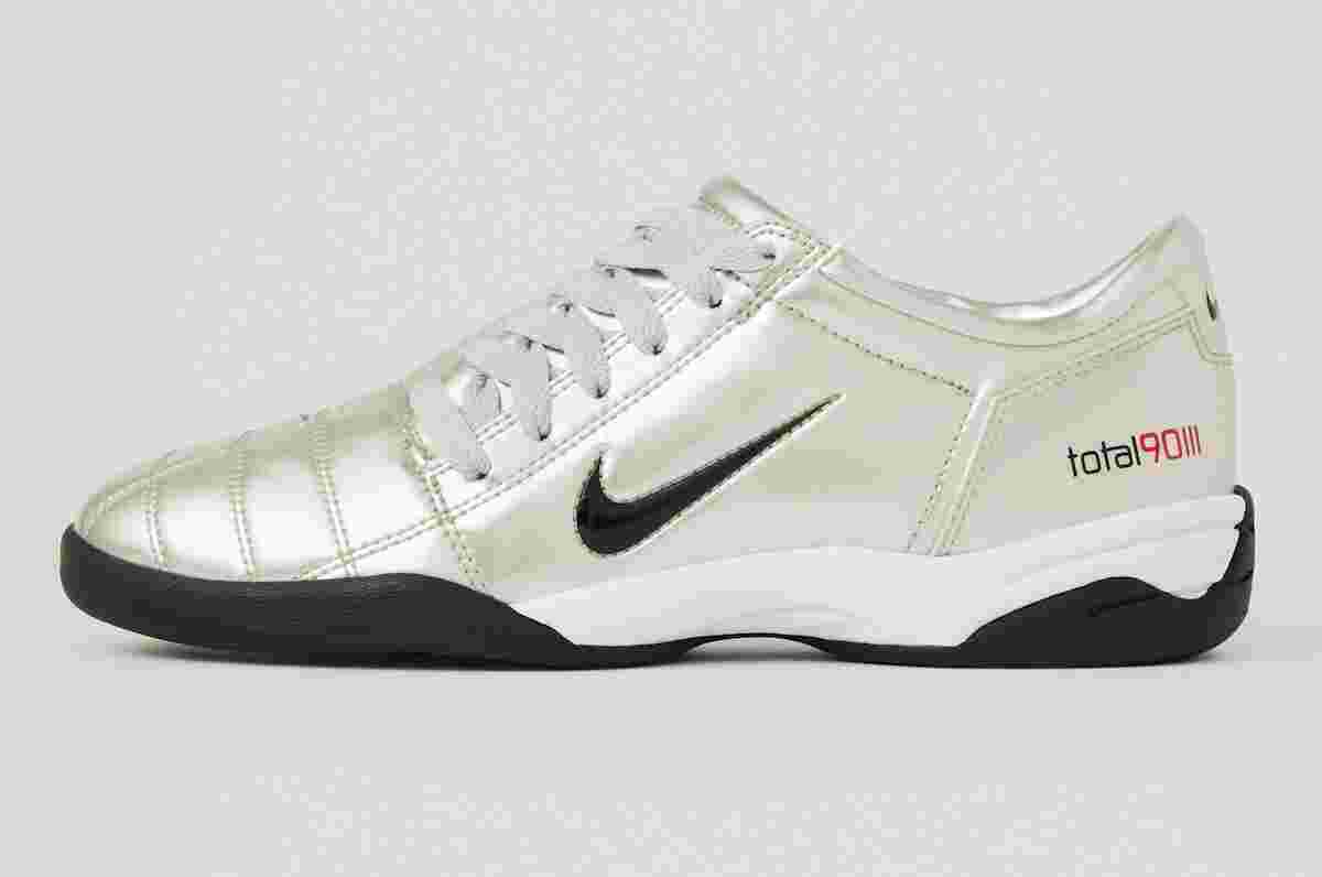 耐克 TOTAL 90 III SP 將於 2025 年春季回歸 Nike Total 90 III, Nike - 耐克 TOTAL 90 III SP 將於 2025 年春季回歸
