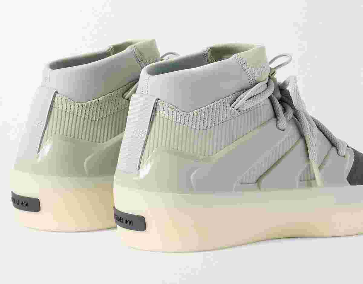 Jerry Lorenzo, Fear of God, adidas - 阿迪達斯上帝之懼運動一號 "黑趾 "2024 年發佈