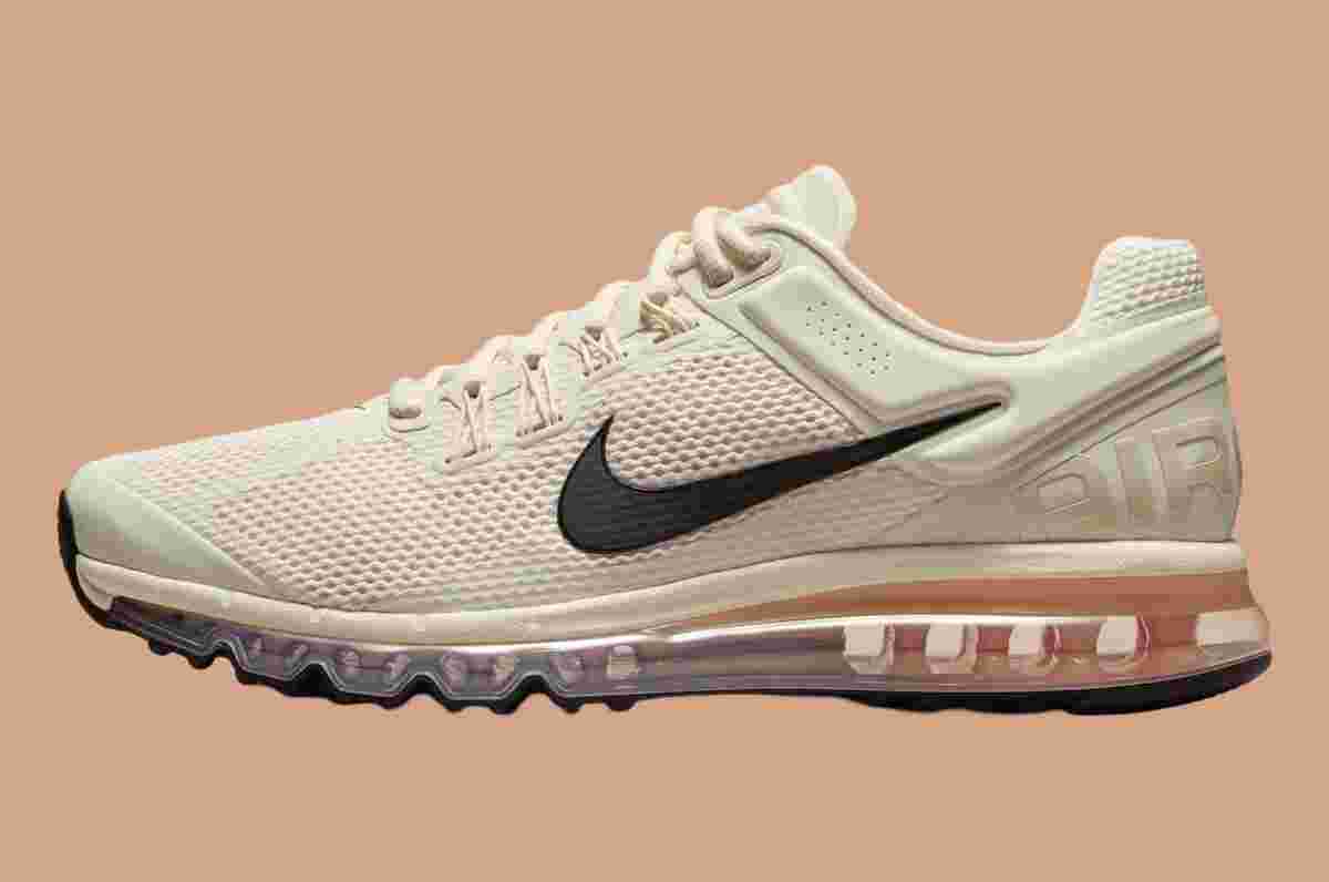 Nike Air Max 2013, Nike - 耐克 Air Max 2013 "淡象牙色 "現已上市（2024 年 7 月）