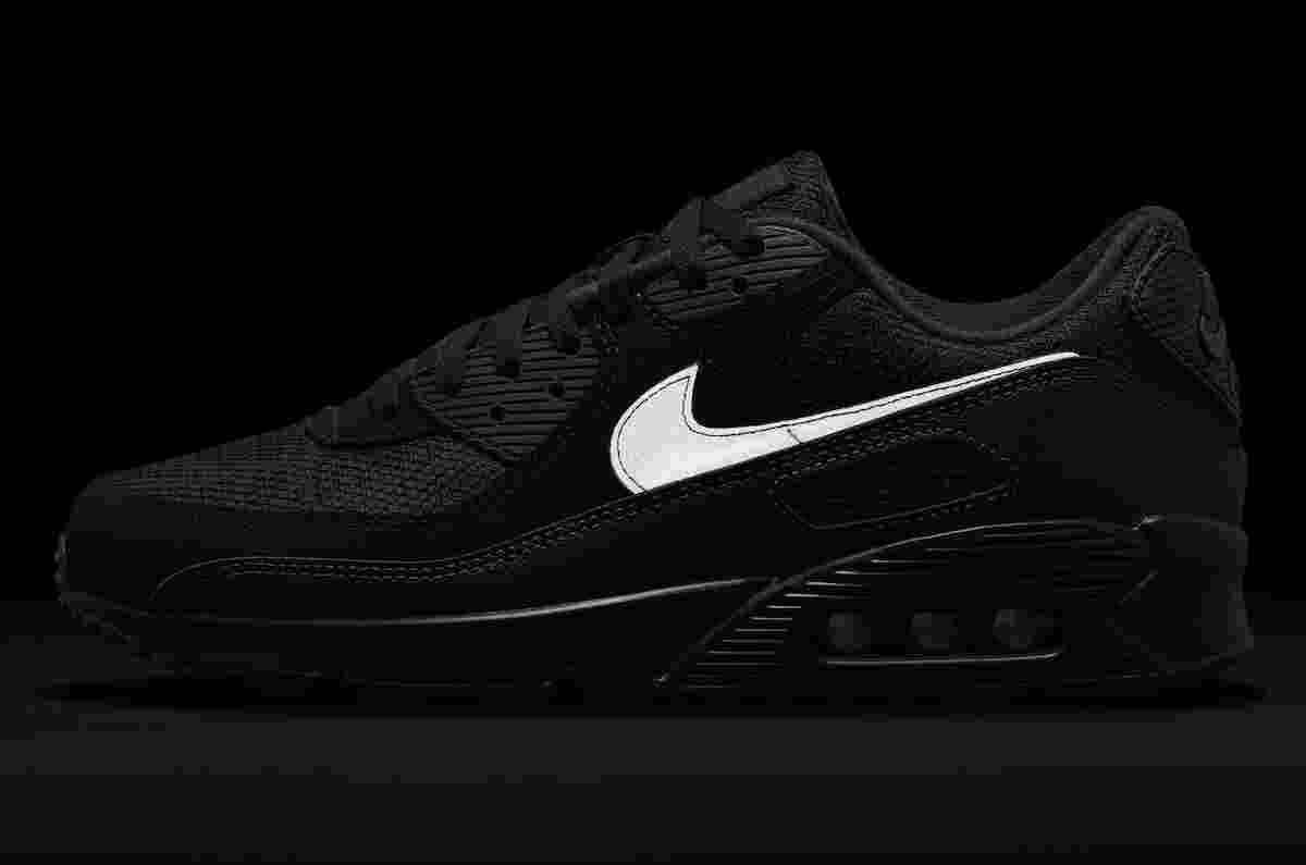 Nike Air Max 90, Nike - 耐克 Air Max 90 "黑色反光 Swoosh "2024 年 8 月發佈