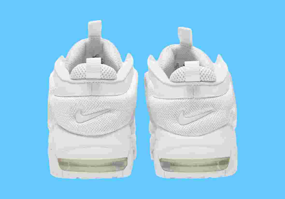 Nike Air More Uptempo, Nike - 耐克 Air More Uptempo Low "三重白 "2024 年假日發佈