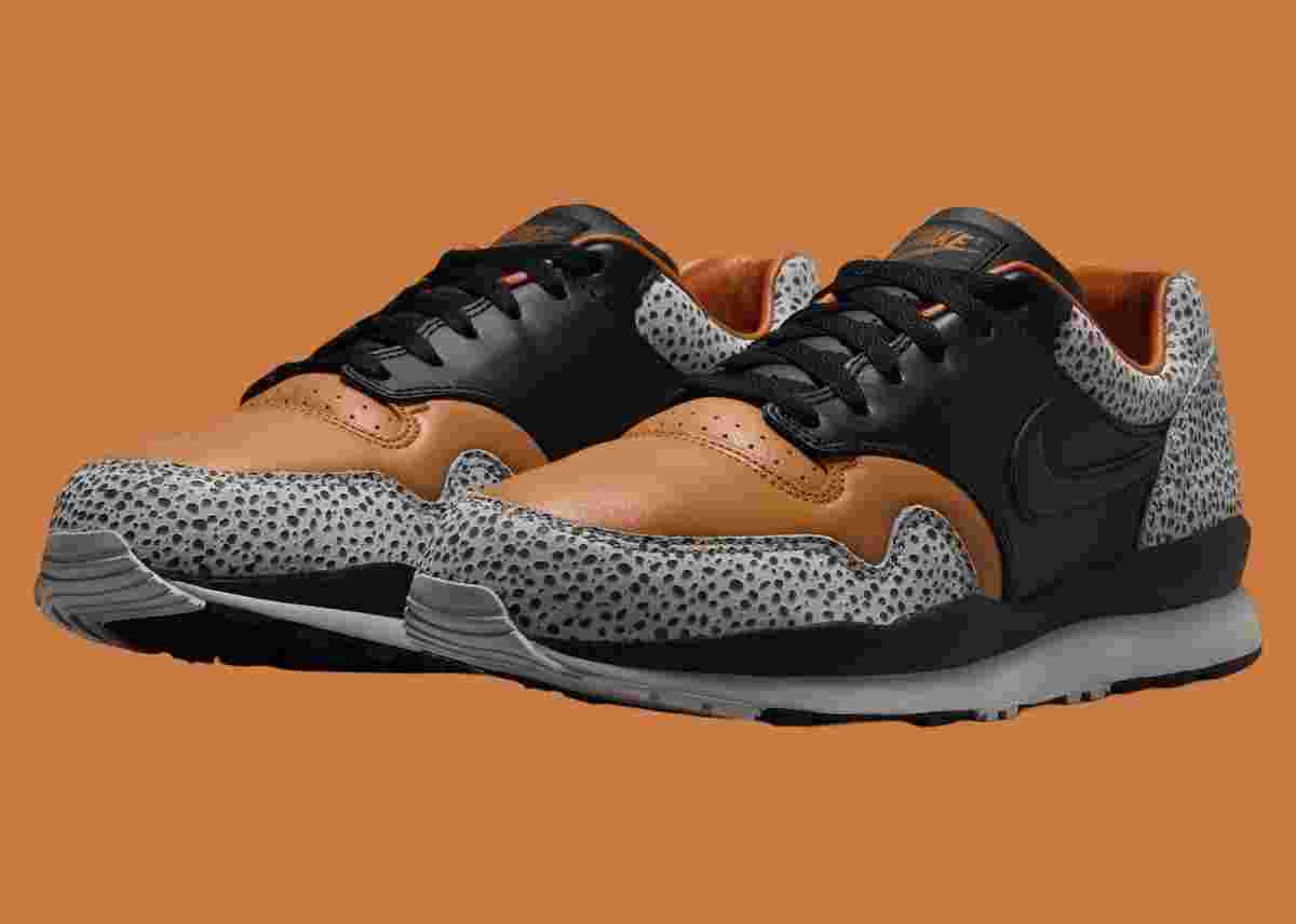耐克 Air Safari OG "黑色/君主色 "將於 2024 年 7 月回歸 Nike Air Safari, Nike - 耐克 Air Safari OG "黑色/君主色 "將於 2024 年 7 月回歸