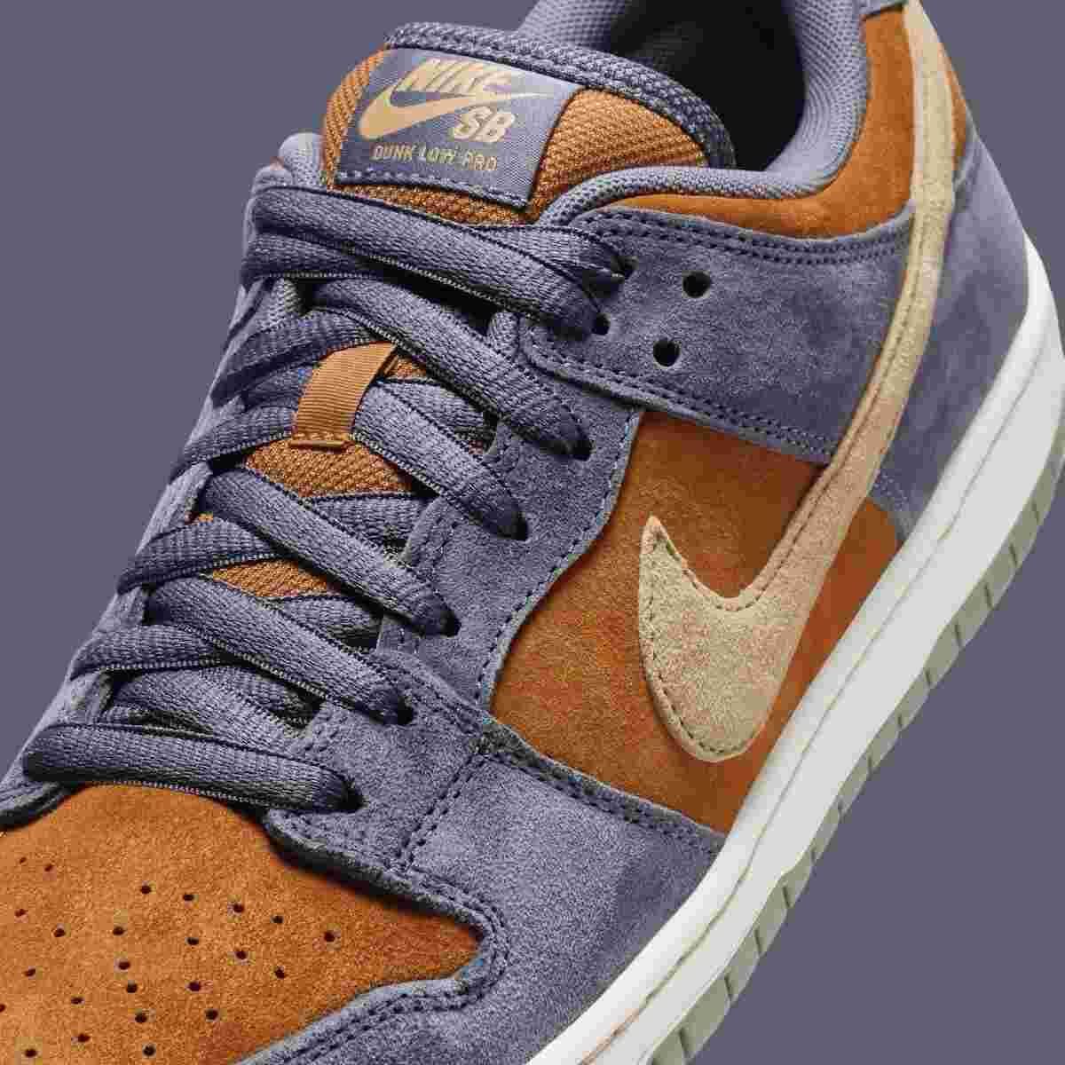 Nike SB Dunk Low, Nike - 耐克 SB Dunk Low "Light Carbon/Monarch" 2024 年假日發佈