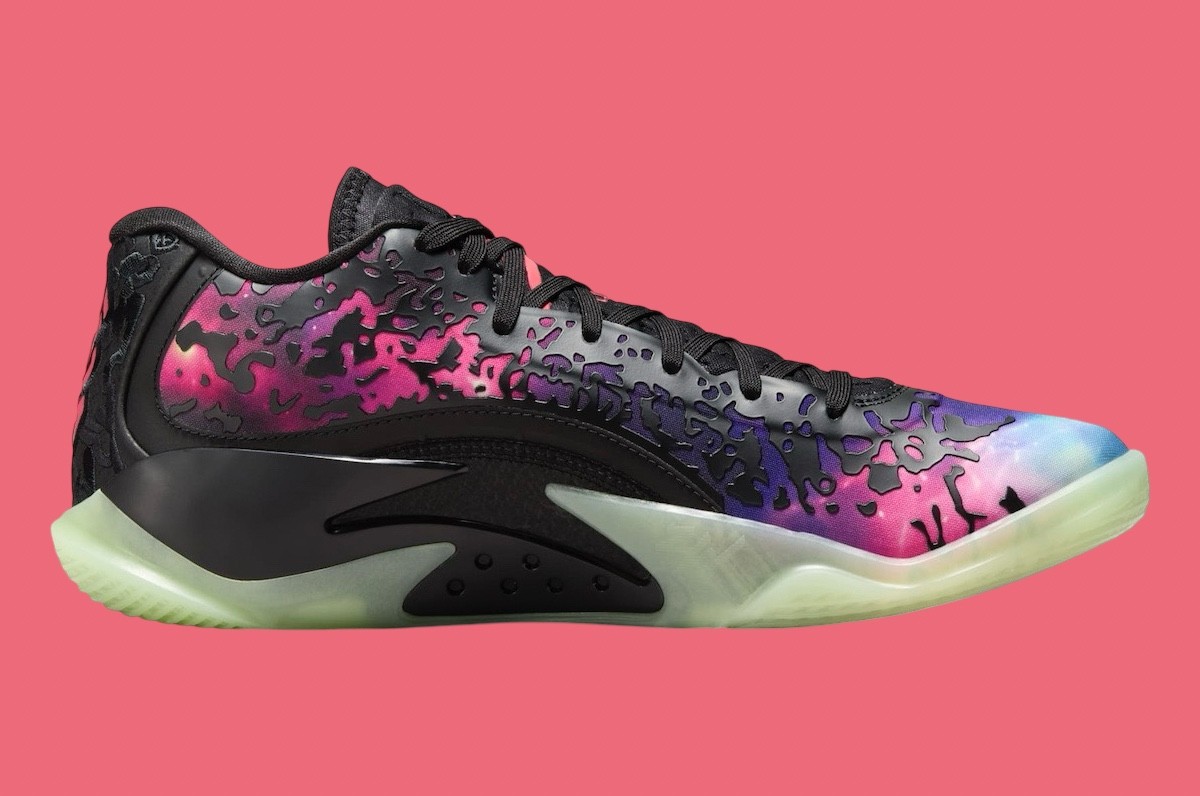喬丹-錫安 3 "銀河 "2024 年 9 月發佈 Nike, Jordan Zion 3 - 喬丹-錫安 3 "銀河 "2024 年 9 月發佈