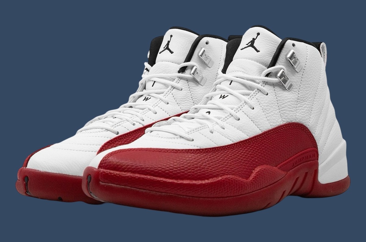 Community Poll, Air Jordan 12 French Blue, Air Jordan 12 Cherry, Air Jordan 12, Air Jordan 1 - 更好的 Air Jordan 12："櫻桃 "或 "法式藍"