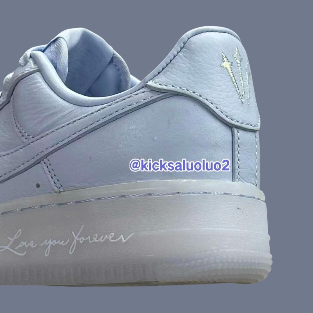 Nike Air Force 1 Low, Nike Air Force 1, Drake - 德雷克 x 耐克 Air Force 1 Low 認證情人男孩 "鈷藍色調 "2025 年春季發佈