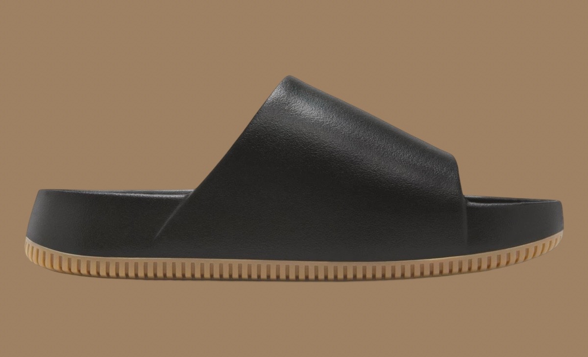 耐克 Calm Slide "黑膠 "2024 年秋季發佈 Nike Calm Slide, Nike - 耐克 Calm Slide "黑膠 "2024 年秋季發佈