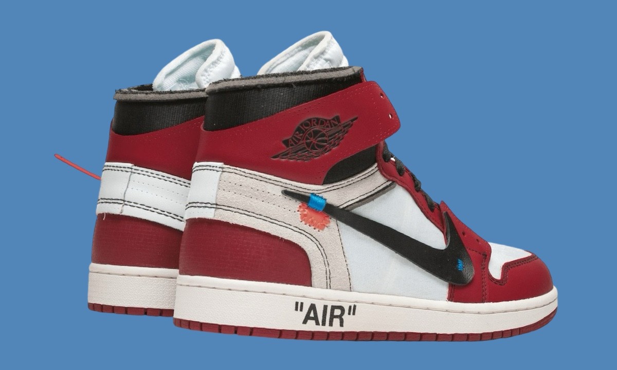 OFF-WHITE x Air Jordan 1, Nike Air Yeezy 2 Red October, Nike Air Yeezy 2, Community Poll, Air Jordan 1 - 更好的發佈：耐克 Air Yeezy 2 "紅色十月 "還是 Off-White x Air Jordan 1 "芝加哥"？