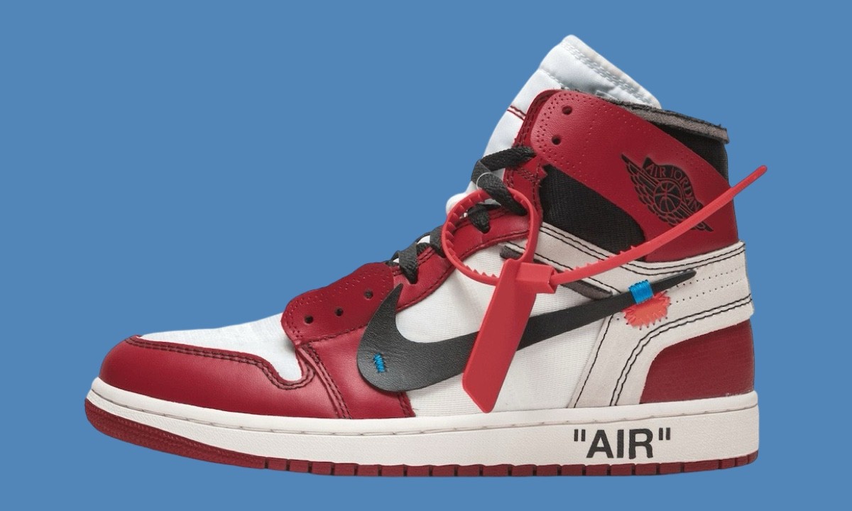 OFF-WHITE x Air Jordan 1, Nike Air Yeezy 2 Red October, Nike Air Yeezy 2, Community Poll, Air Jordan 1 - 更好的發佈：耐克 Air Yeezy 2 "紅色十月 "還是 Off-White x Air Jordan 1 "芝加哥"？