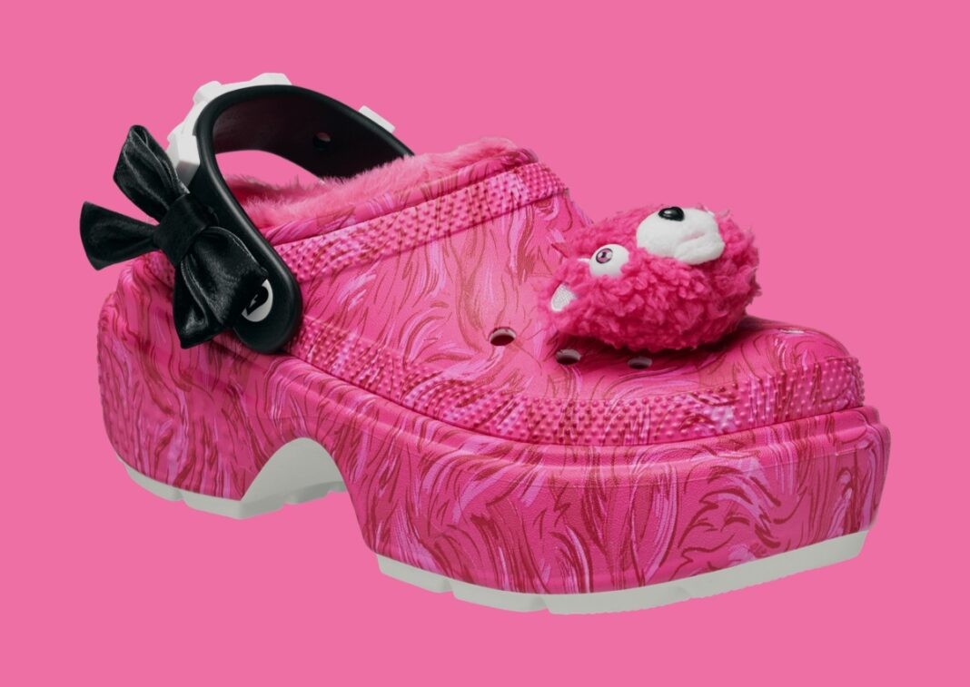 Crocs - Fortnite x Crocs Stomp 內襯木屐 "Cuddle Team Leader "將於 2024 年 10 月發售