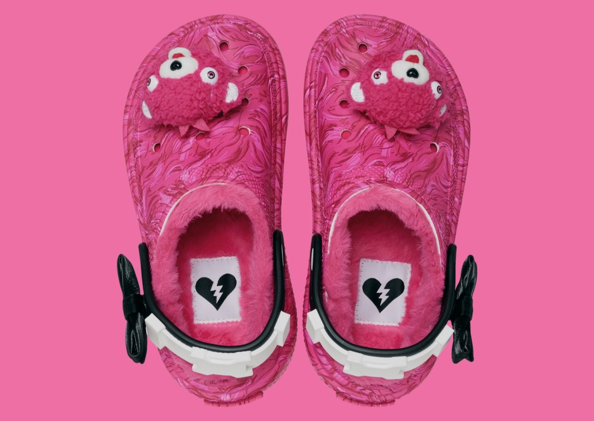 Crocs - Fortnite x Crocs Stomp 內襯木屐 "Cuddle Team Leader "將於 2024 年 10 月發售