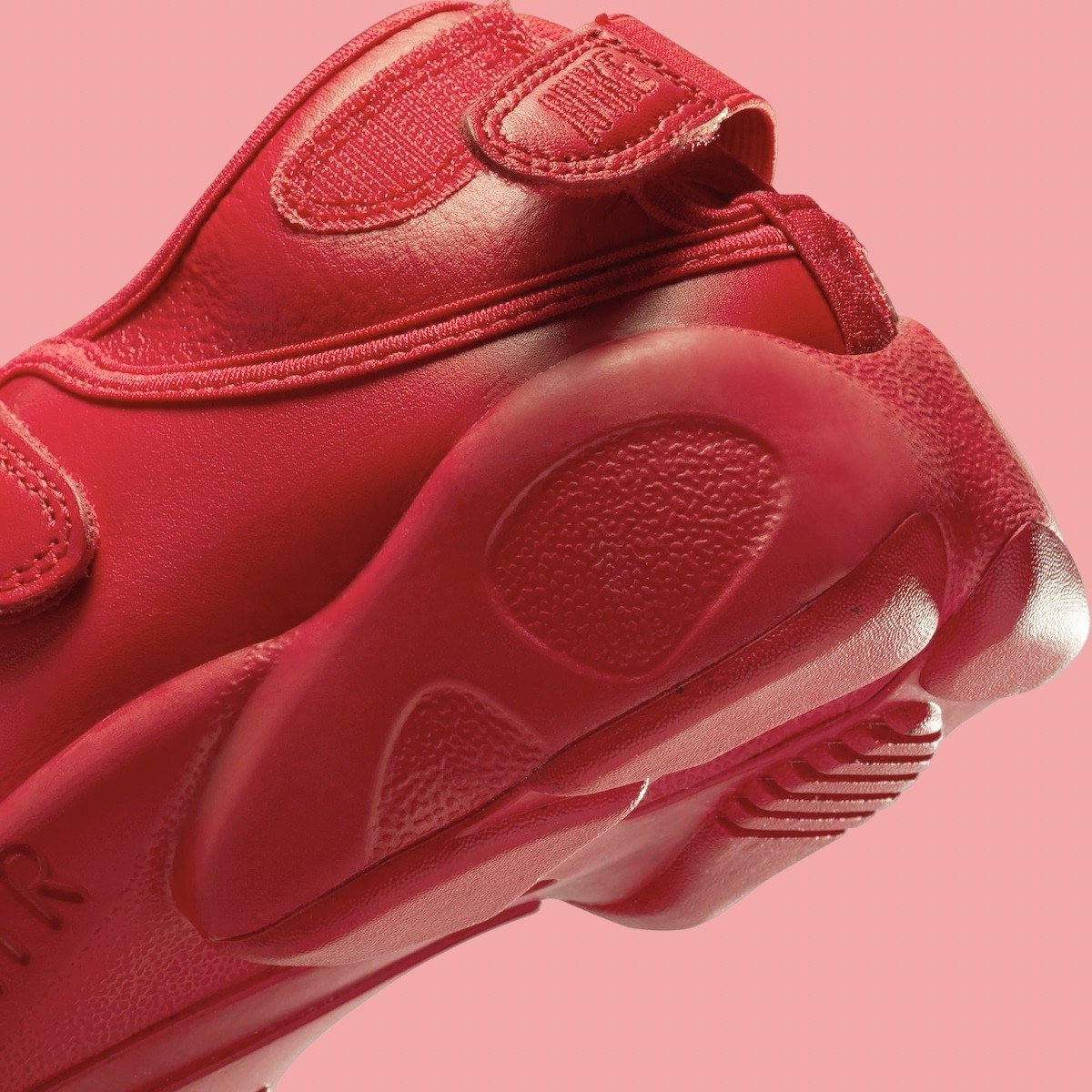 耐克 Air Rift "火紅色 "2024 年 10 月發佈 Nike Air Rift, Nike - 耐克 Air Rift "火紅色 "2024 年 10 月發佈