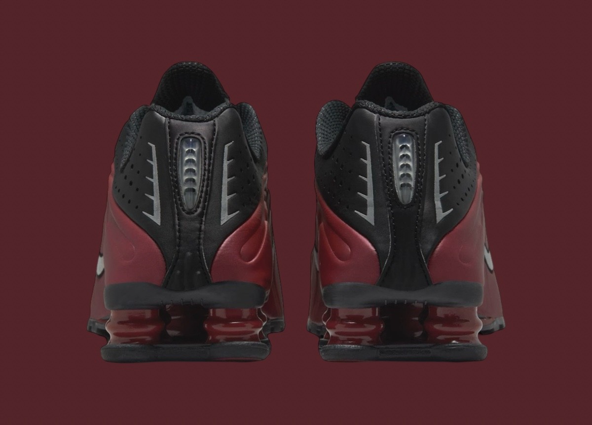 Nike Shox, Nike - 耐克 Shox R4 "團隊紅 "2024 年假日發佈