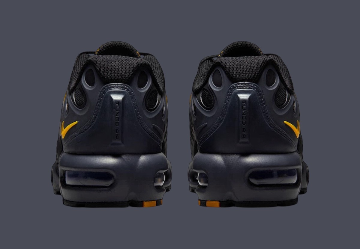 Nike Air Max Plus Drift, Nike Air Max Plus, Nike - 耐克 Air Max Plus Drift 換上蝙蝠俠造型