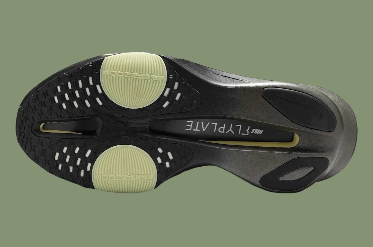 耐克 AlphaFly 3 在 2025 年馬拉松賽季採用隱身黑配色 Nike AlphaFly 3, Nike - 耐克 AlphaFly 3 在 2025 年馬拉松賽季採用隱身黑配色