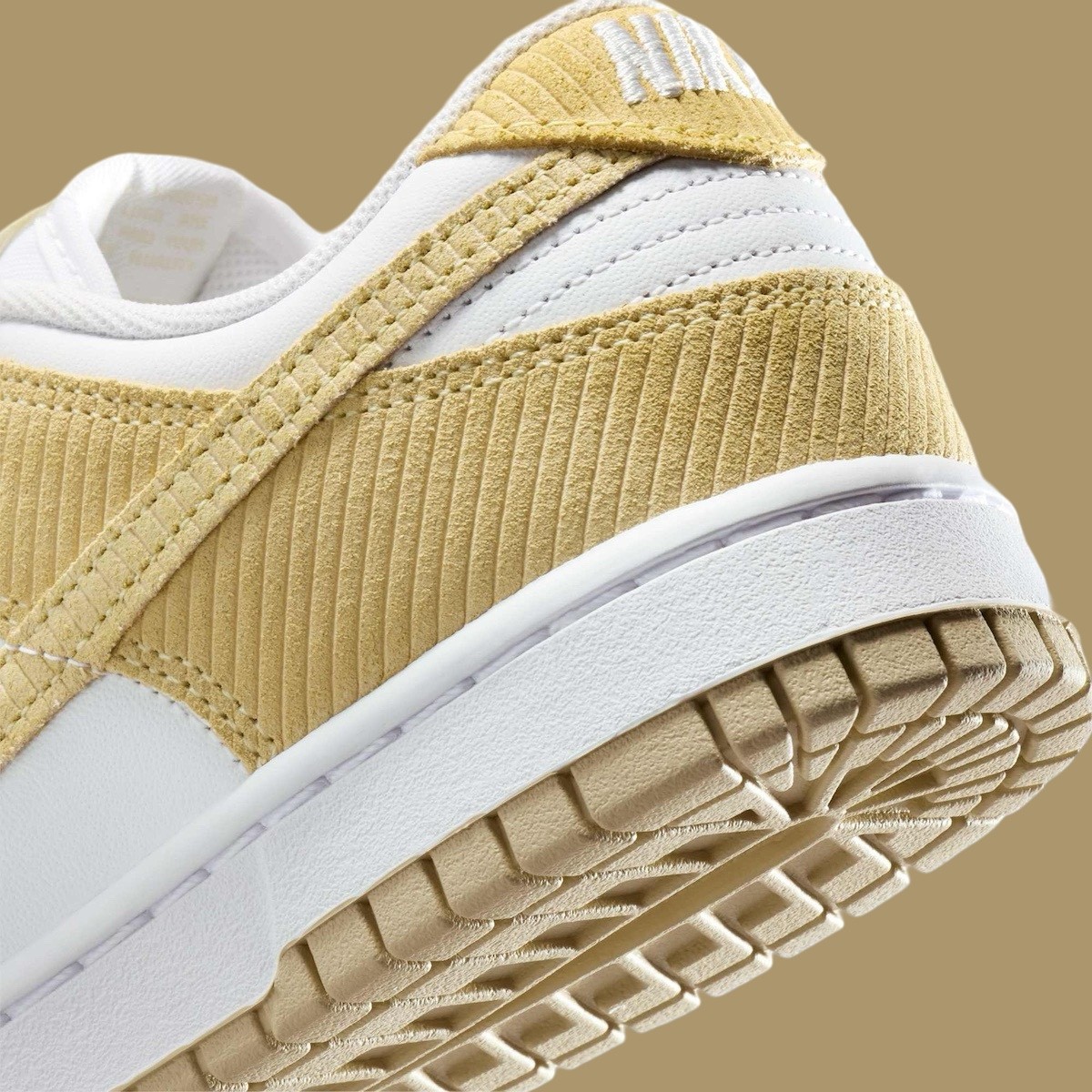 Nike Dunk Low, Nike - 耐克 Dunk Low "Alabaster Corduroy" 2025 年春季發佈