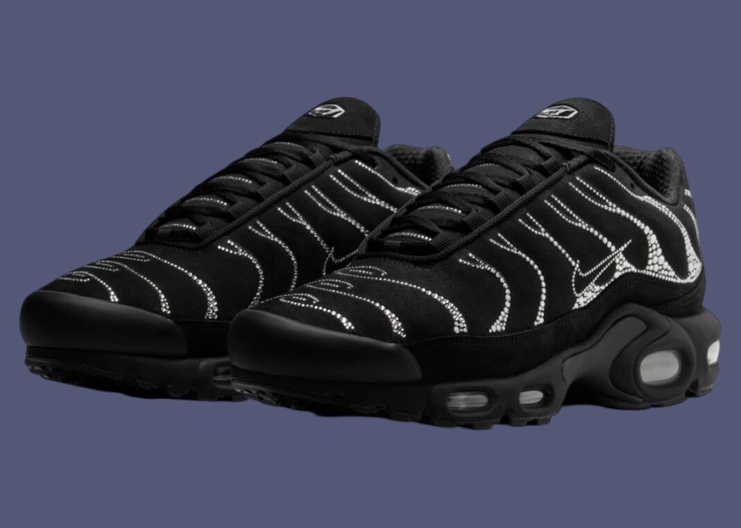 Nike Air Max Plus, Nike Air Max, Nike, Foot Locker - 施華洛世奇 x 耐克 Air Max Plus "月光 "將於 2024 年 12 月發佈