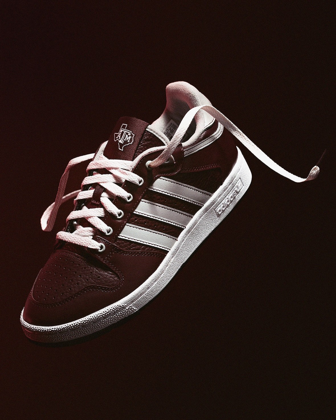 阿迪達斯百年 85 低幫 "學院包 "現已上市(2024 年 11 月) adidas Centennial 85 Low, adidas - 阿迪達斯百年 85 低幫 "學院包 "現已上市(2024 年 11 月)